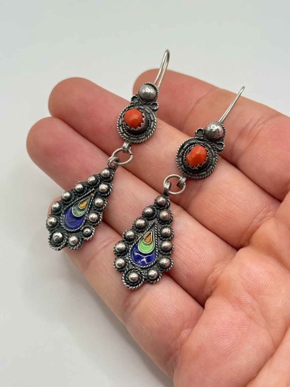 Vintage Silver kabyle Enamel Corail  Earrings